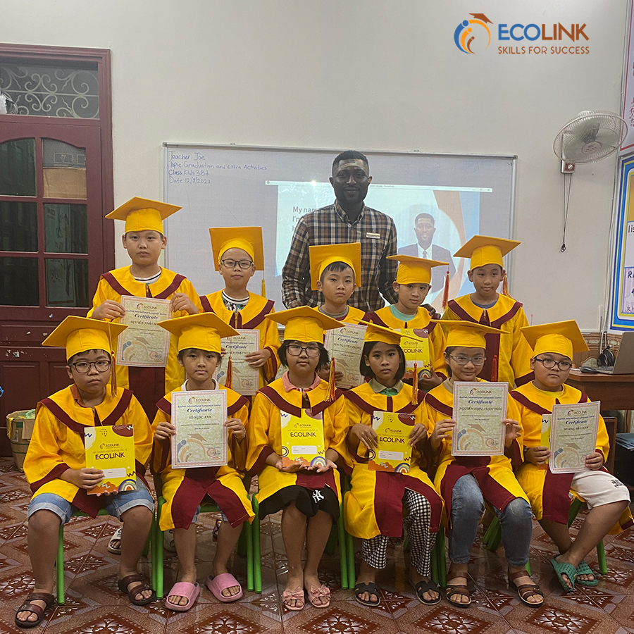 Slide 62f3c4c9-b7ad-45aa-be14-354d15992e96