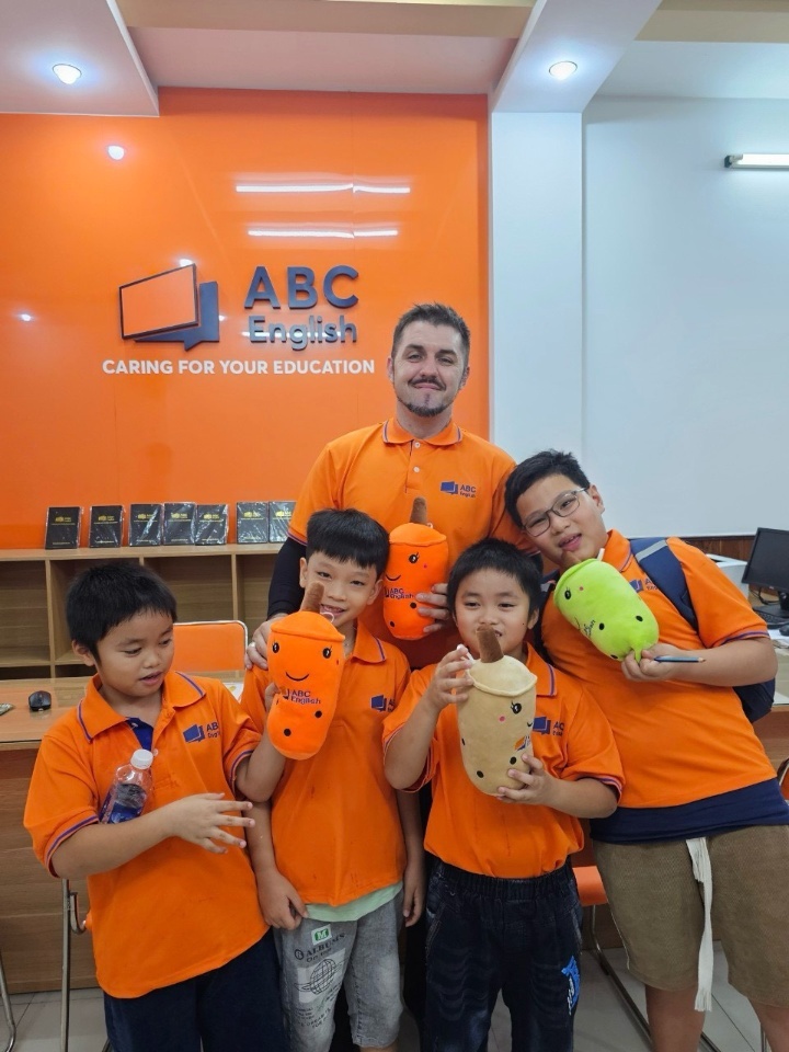 Slide 1dcc4aed-9f06-4448-8241-7635a20207e7