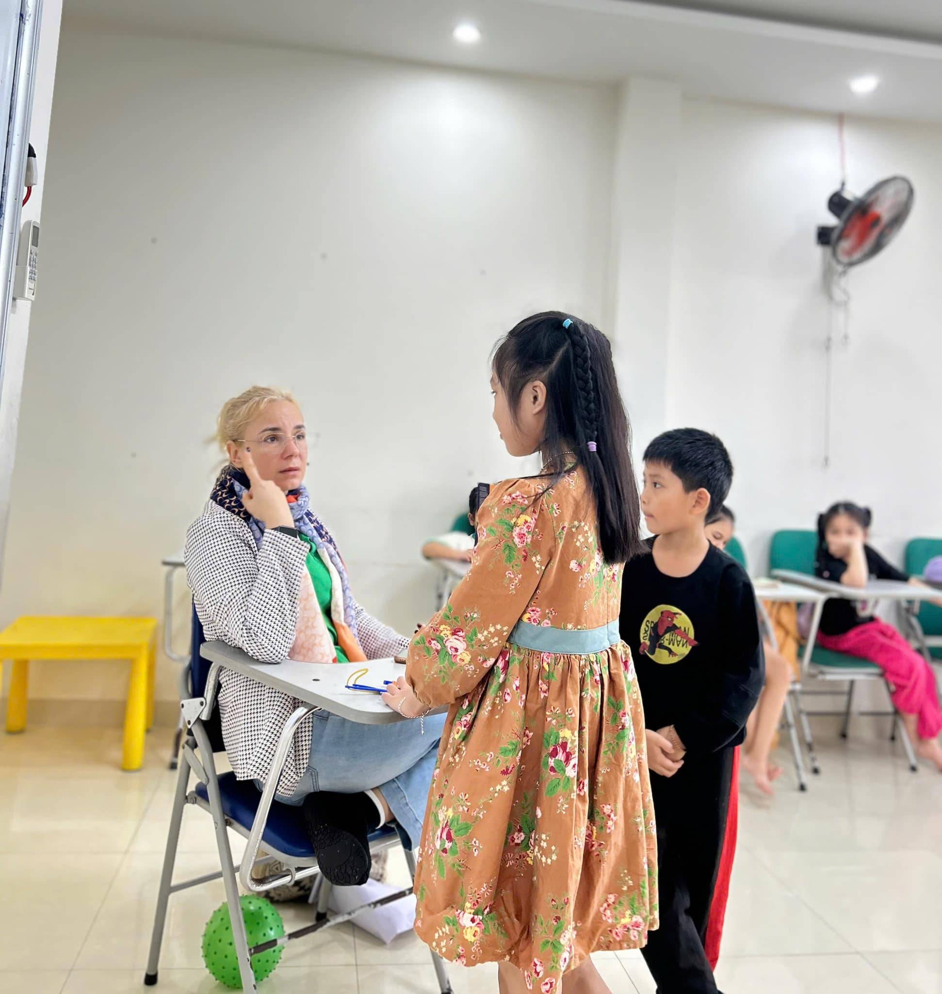 Slide e125b091-4df6-4e38-80c0-6b27a1f1389a