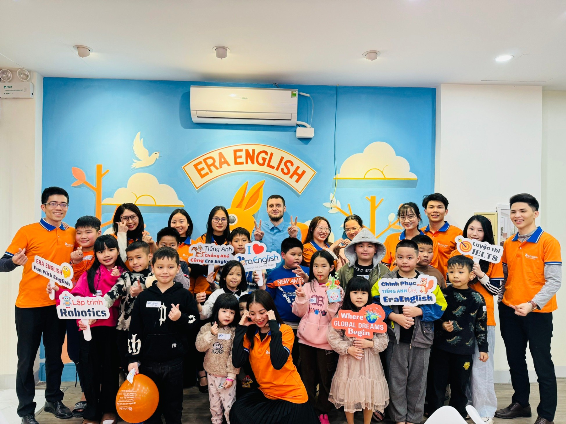 Slide 18ed2f8e-2a6e-4ac2-8a00-55986fad3621