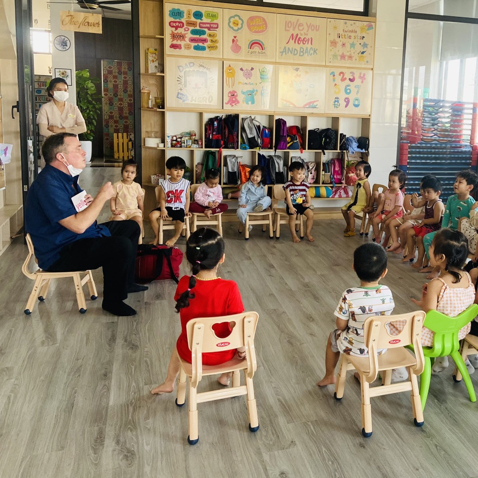 Slide e3e1d328-1c1b-44ca-bd59-99b338b8504a