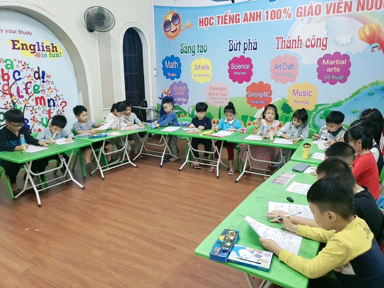 Slide 80b42e8e-4a54-40fd-b9c3-99dac6745e81