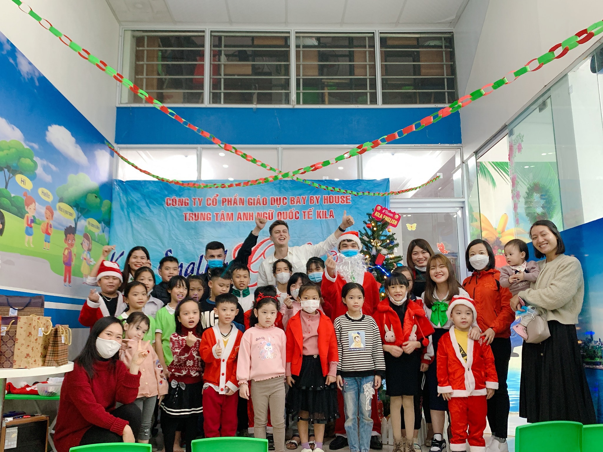 Slide af32fc9f-a979-4ee3-8097-0fa42922e702