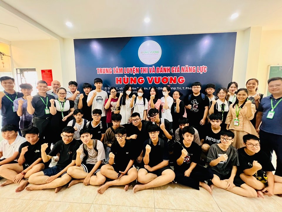 Slide 539c44a5-f910-4f94-ab88-7e3d1b044ef6