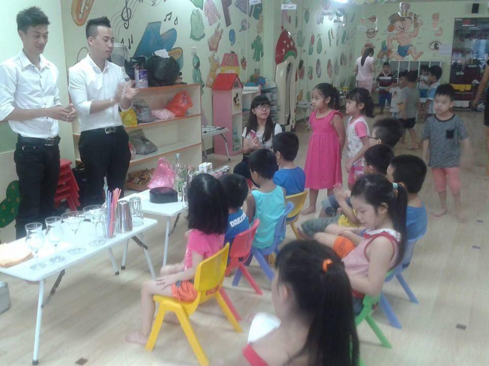 Slide 8230275c-68a3-44ef-a933-62a772a4d3dc