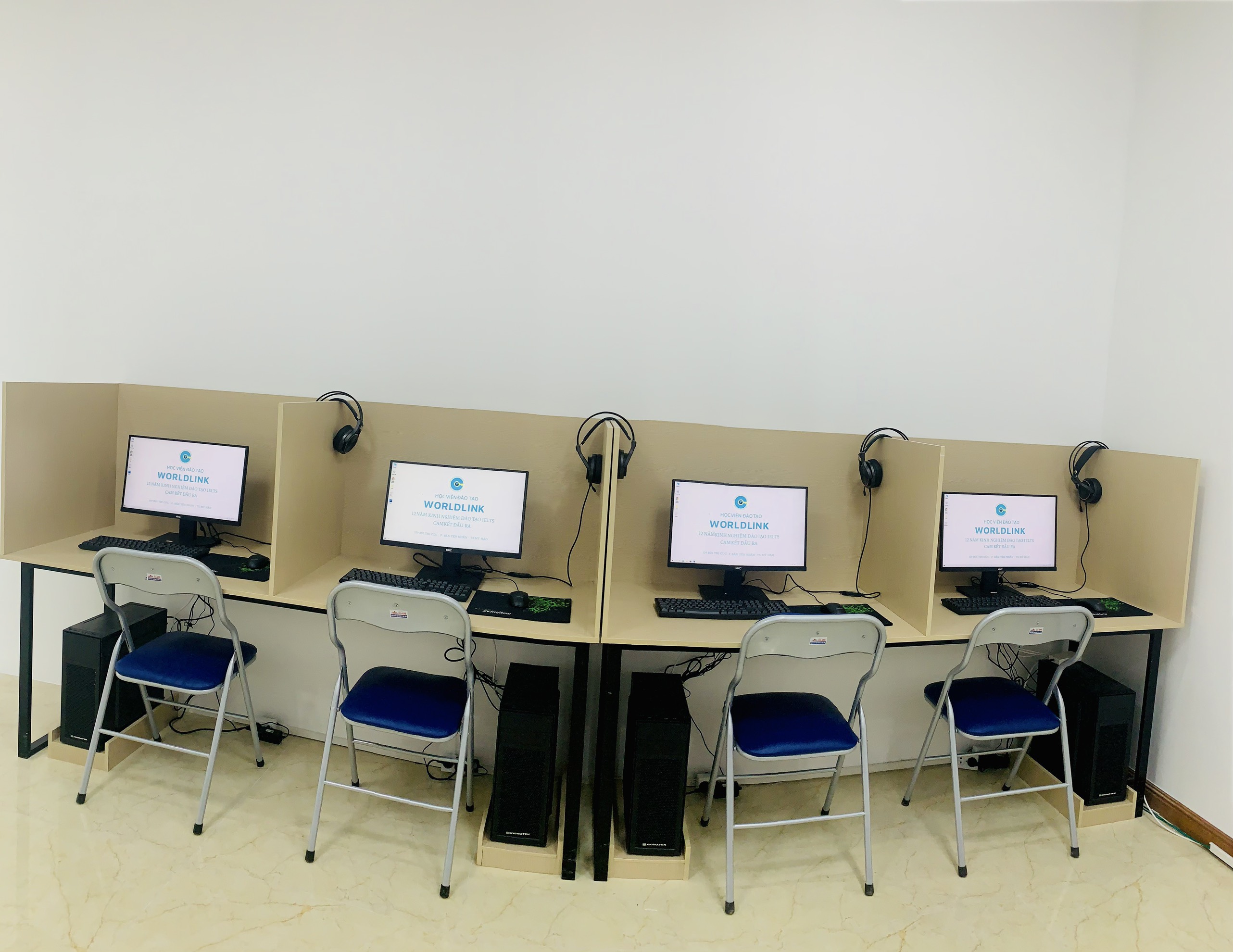 Slide 1480600a-66b5-41b4-9c5a-a4b33cdbcfea