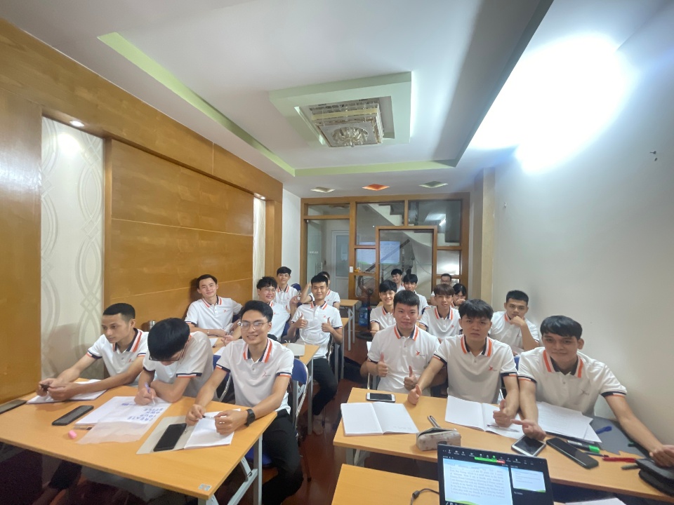 Slide 9f9dea1d-3a12-49b5-bd92-6b91dafba542