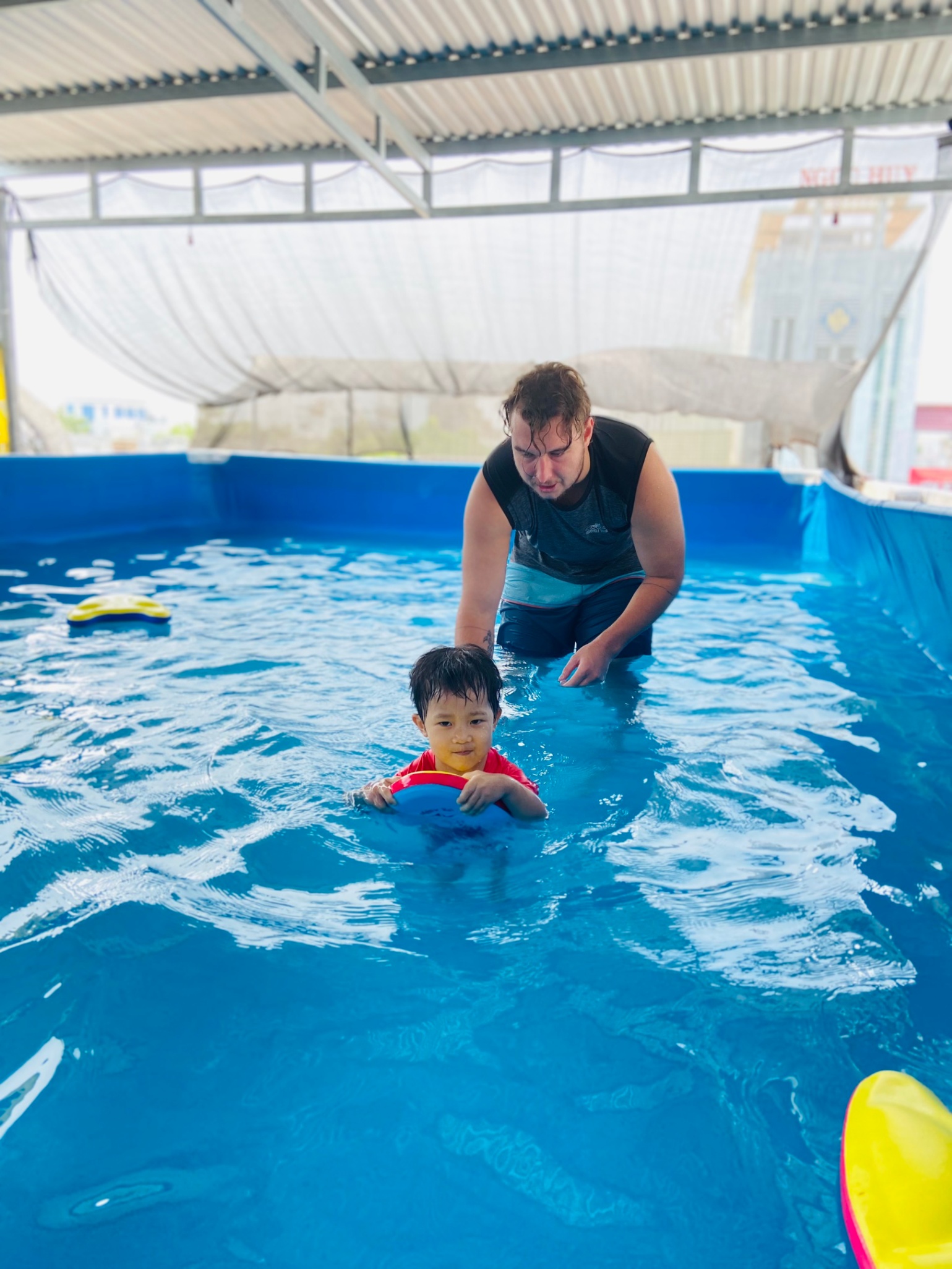 Slide 0a79a8bd-1c49-41d3-bc38-e671b82ee856