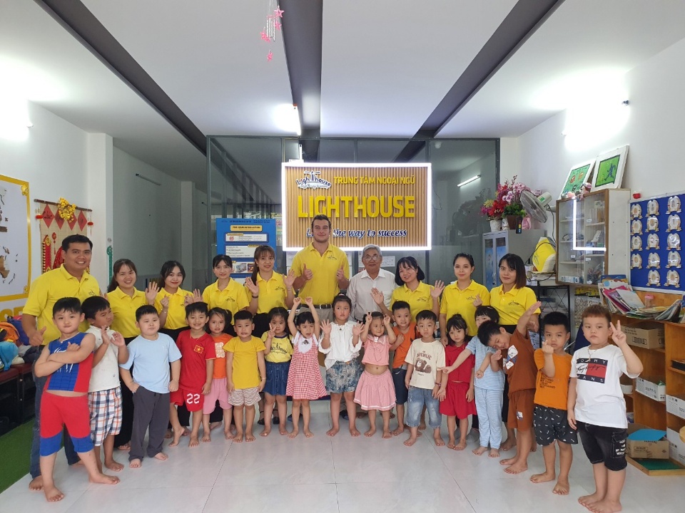 Slide ac8c3e59-a634-4539-ac21-42bd90b7b982