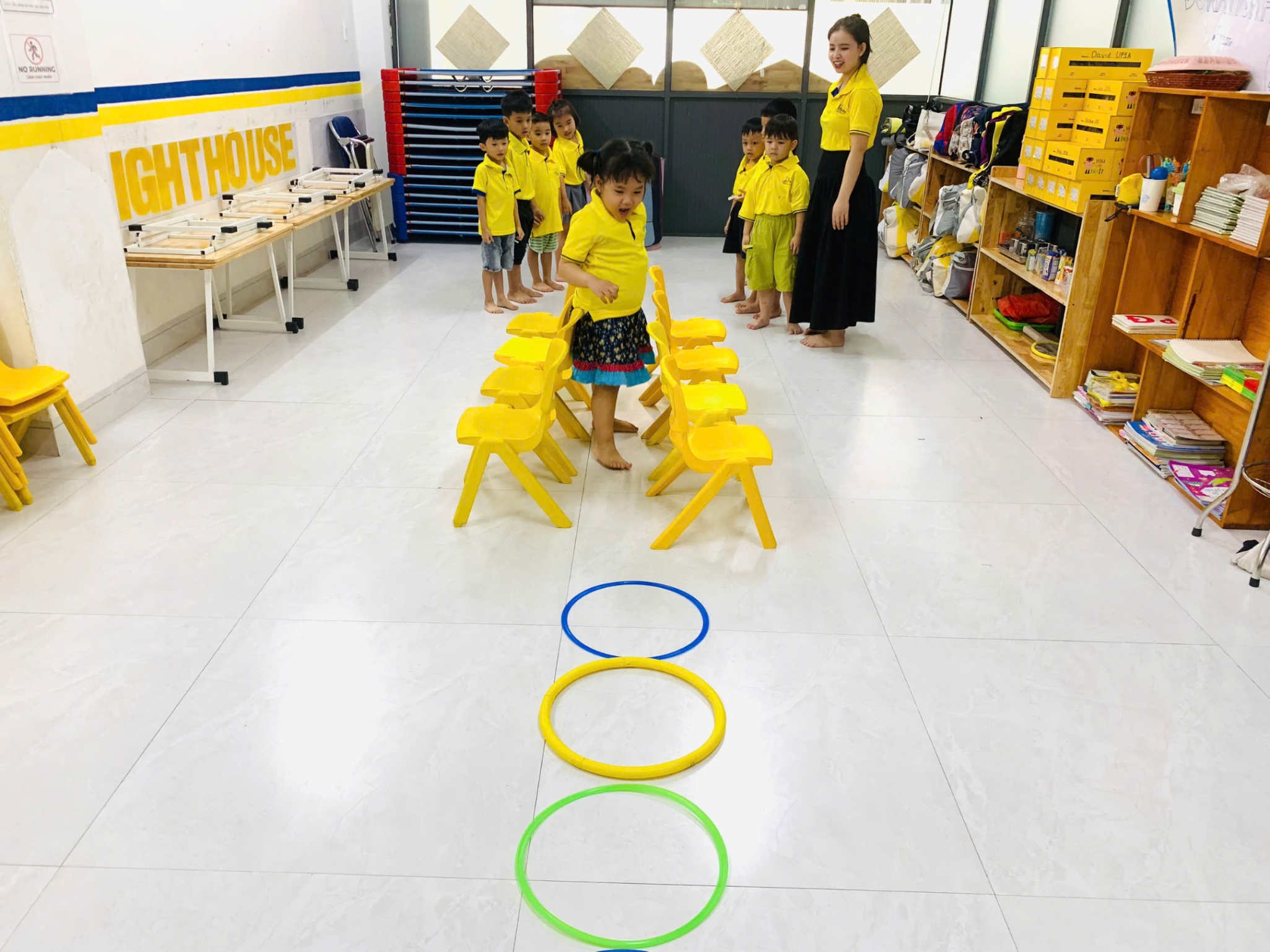 Slide 33796aa7-eeff-4175-9c8b-76824a7c0176