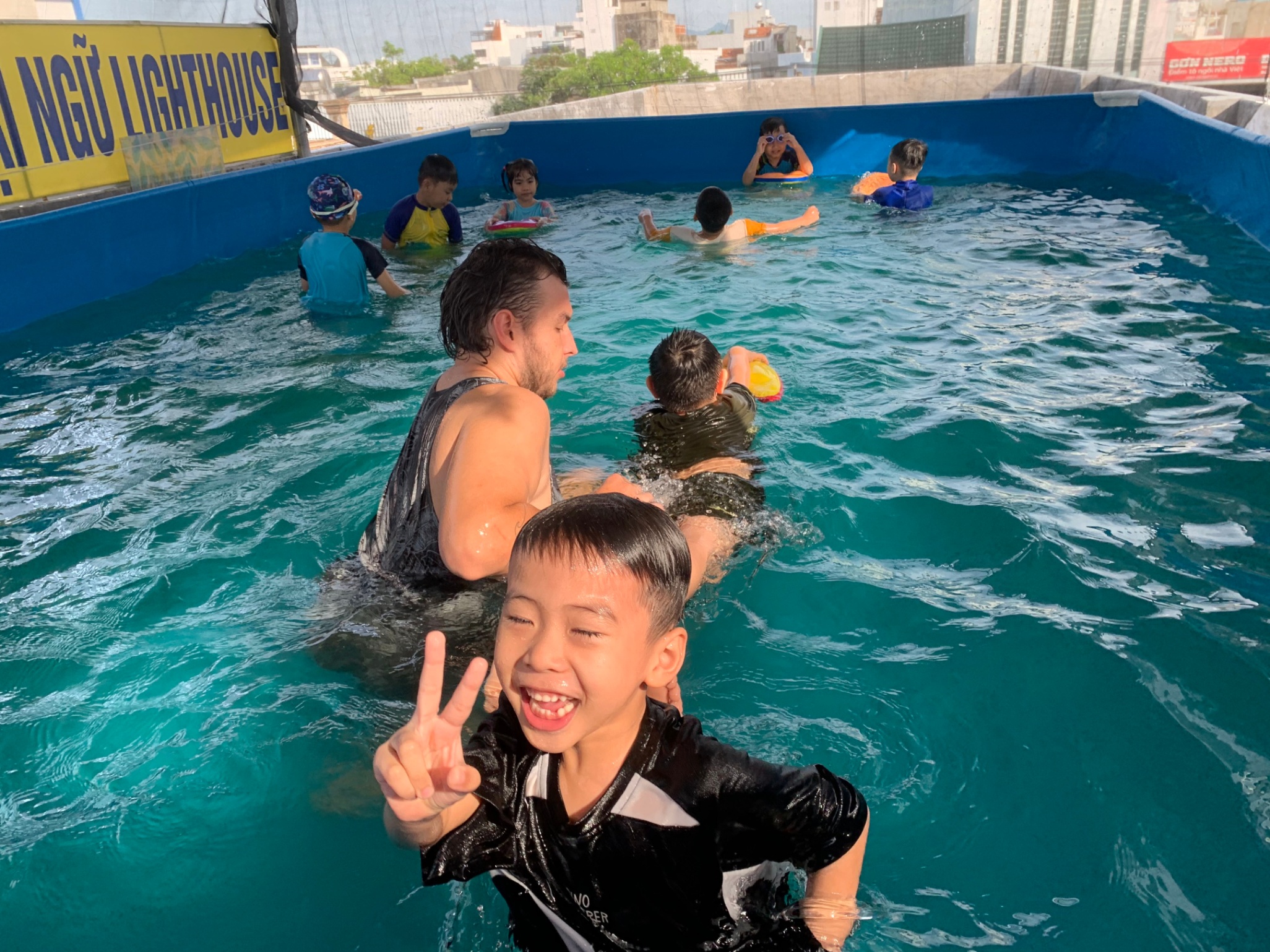 Slide 7648e7a0-8fff-4bbb-b05a-d8545bf58c98