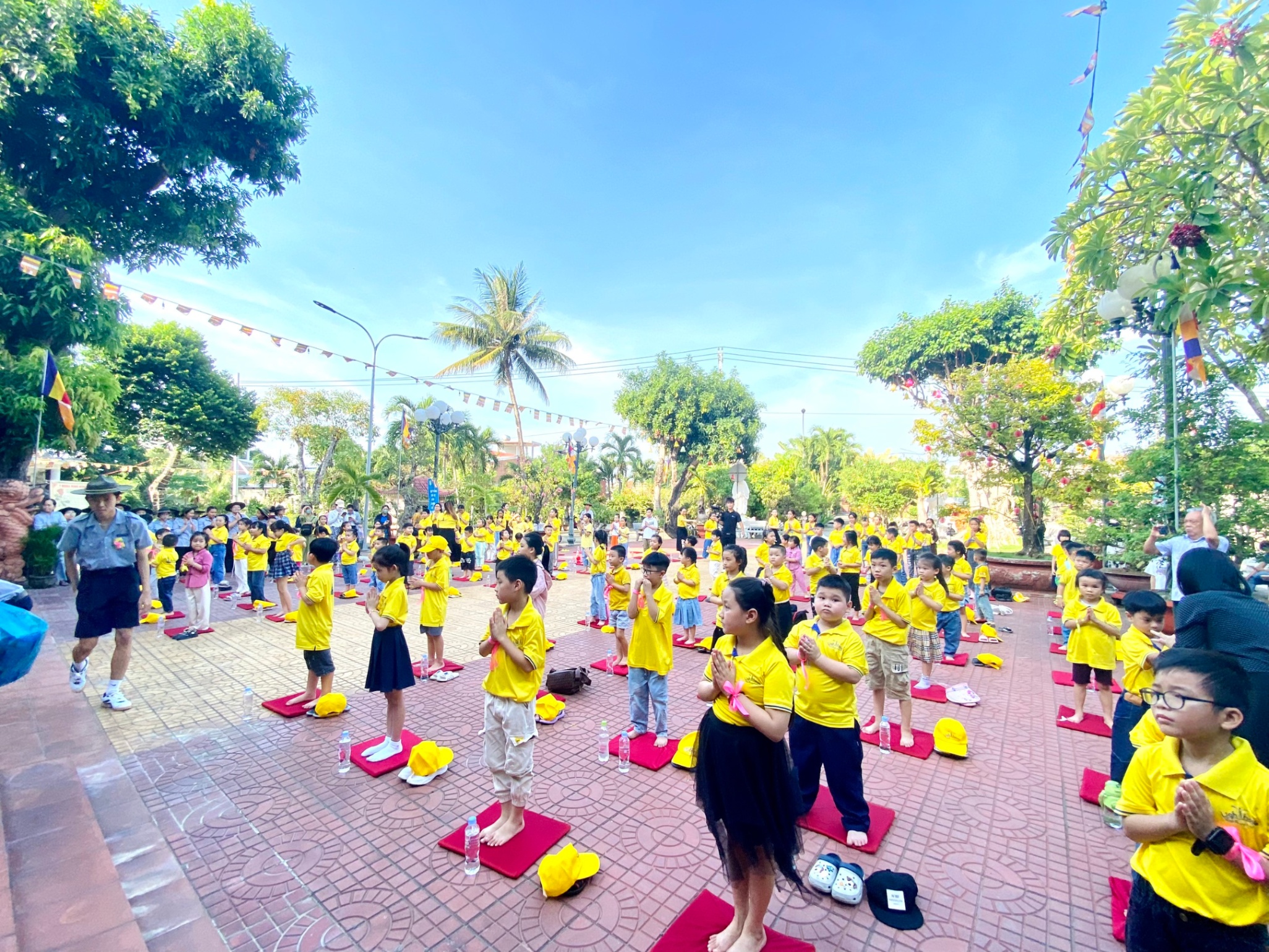 Slide 5dbb1209-d6bc-4ffc-9bb2-3e809af4a717