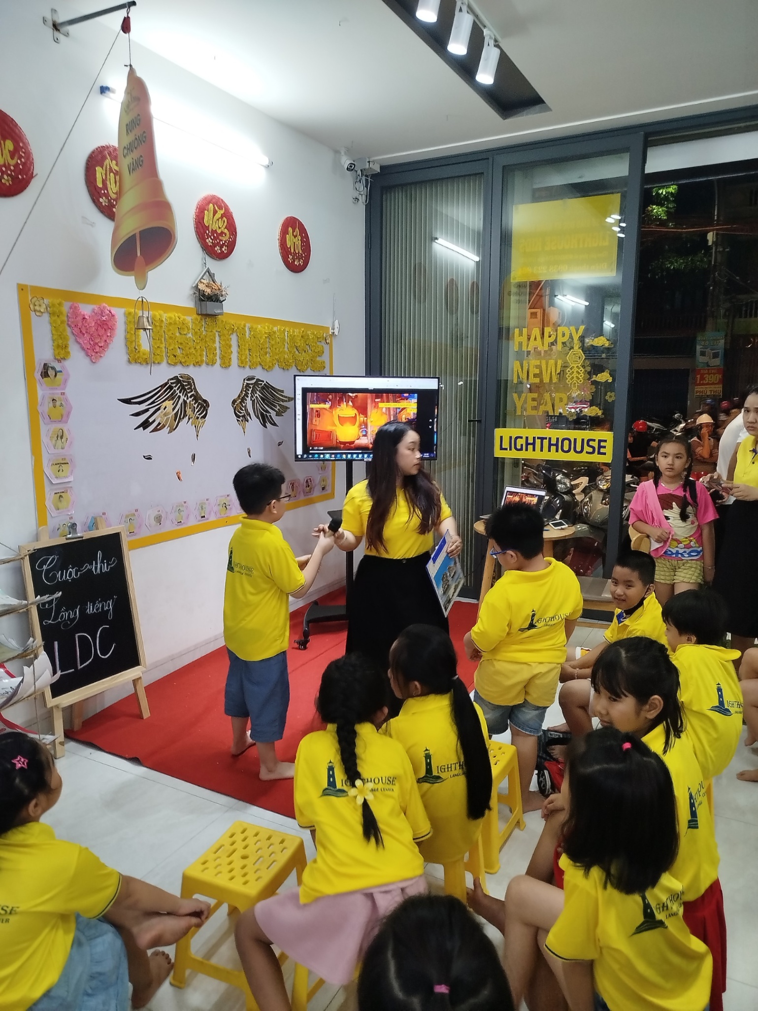 Slide a333ef7e-a968-473e-932a-21197115798a