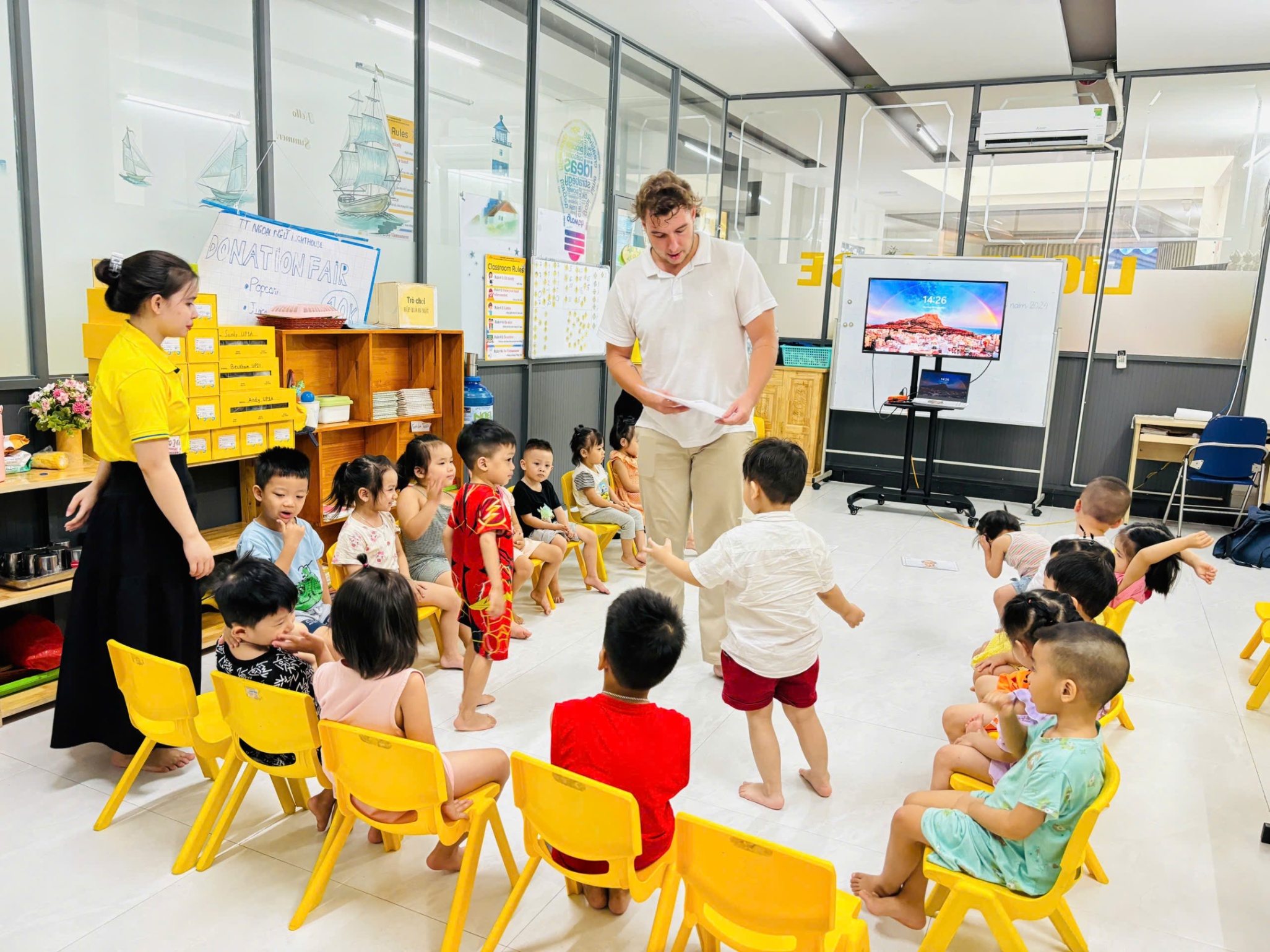 Slide 348354f5-1d60-4665-bb49-63471aea7dbb