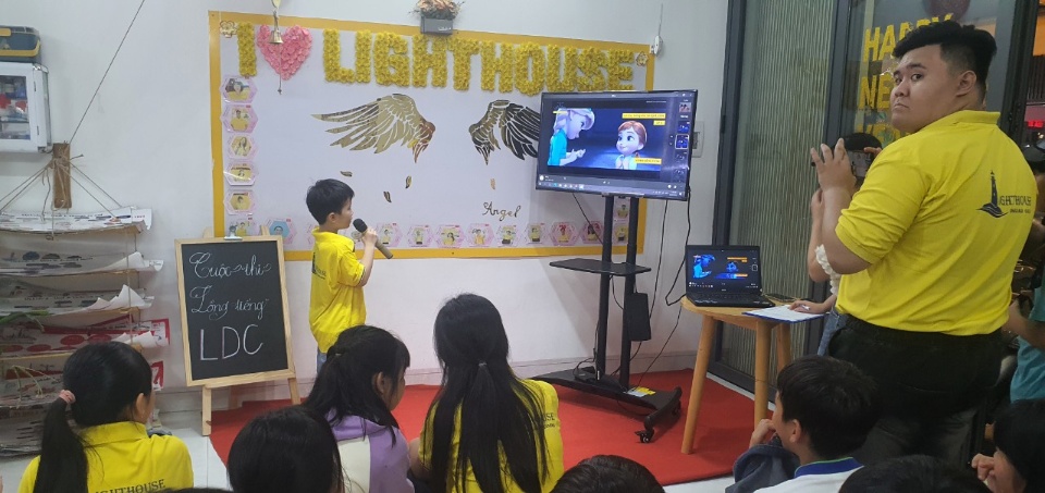 Slide b00d157e-6d37-4f79-b791-b77523458ac9