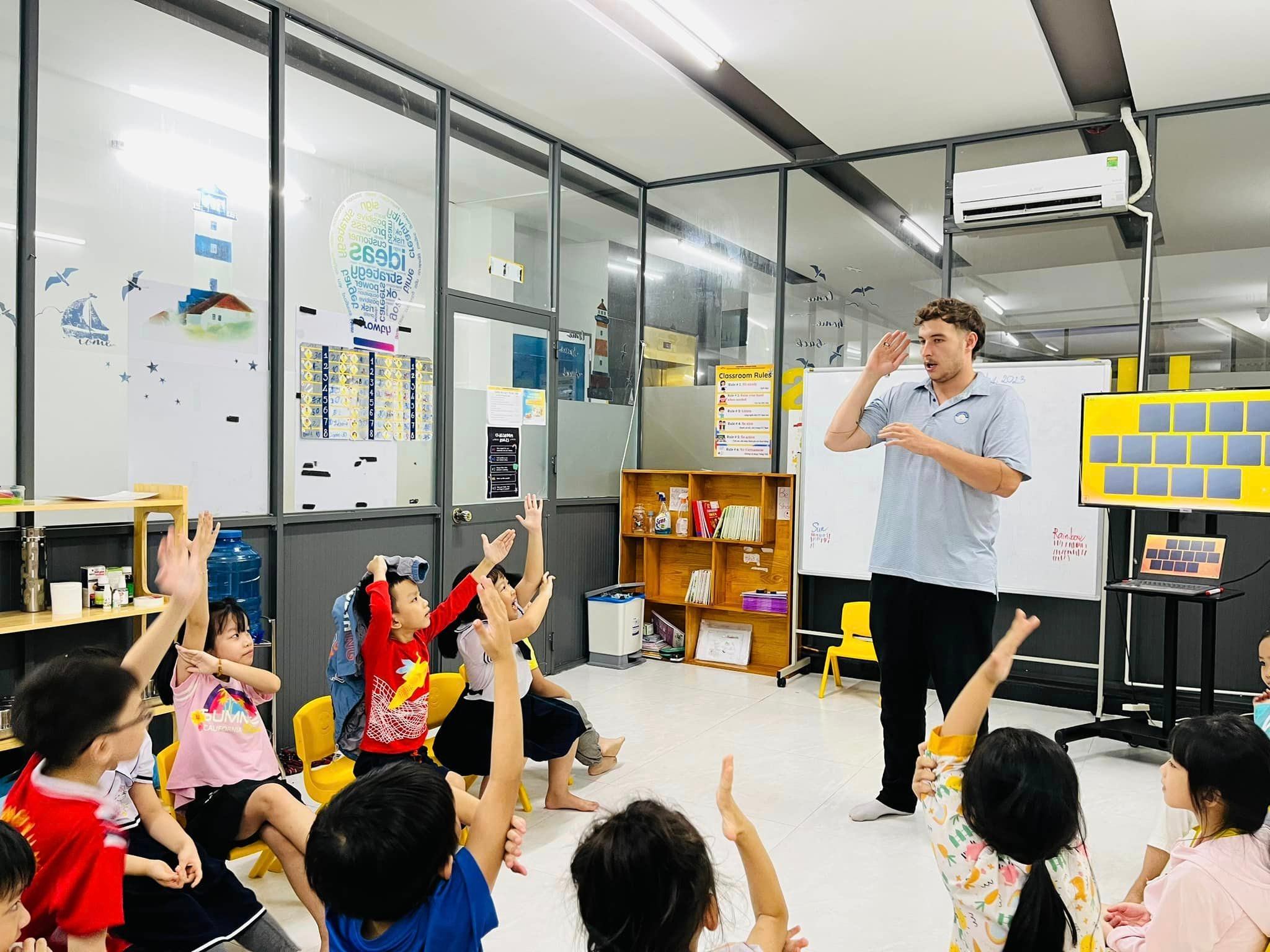 Slide f8ebee27-556a-4793-aa7a-5e01f7fa1d9b