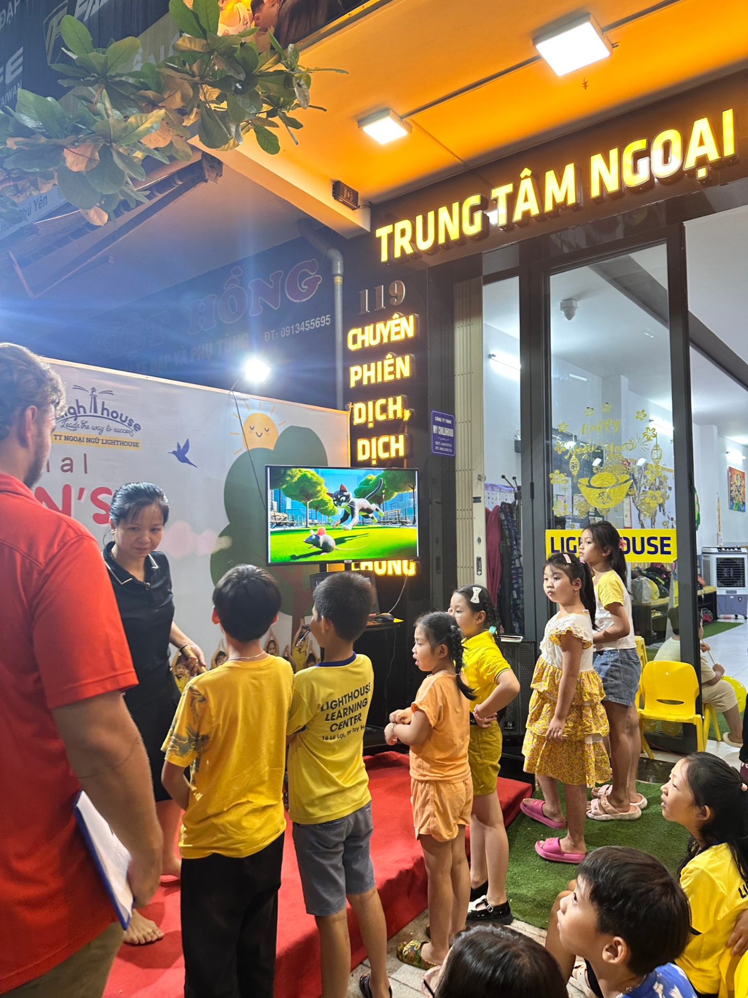 Slide 360a4c42-ec54-4f44-8ba1-5cefcbd25fa1