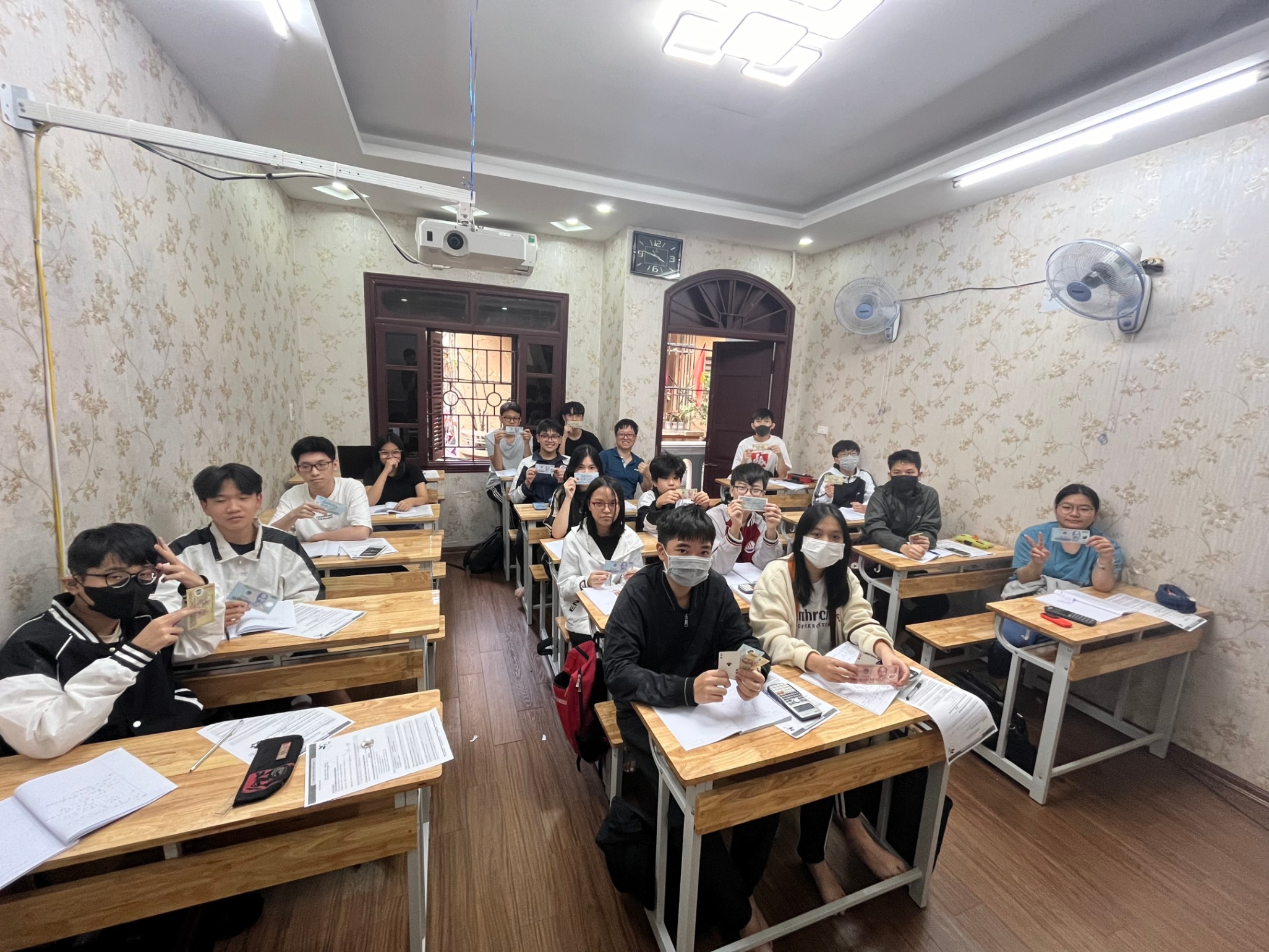 Slide 741787f6-197e-4148-afab-5d7cd679876c