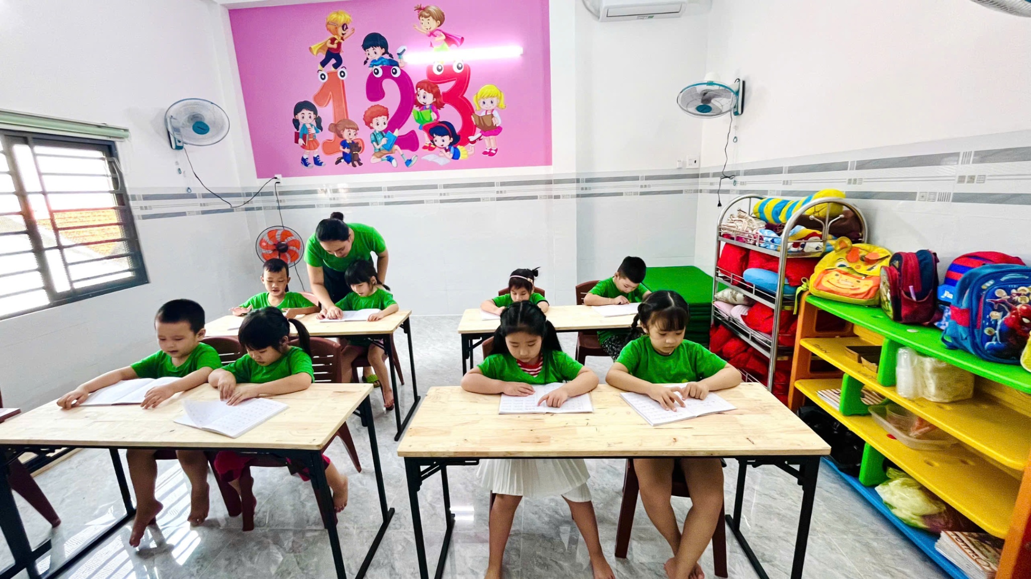 Slide 3f0e9f8a-cd95-4954-ac3d-23e43c7eee73