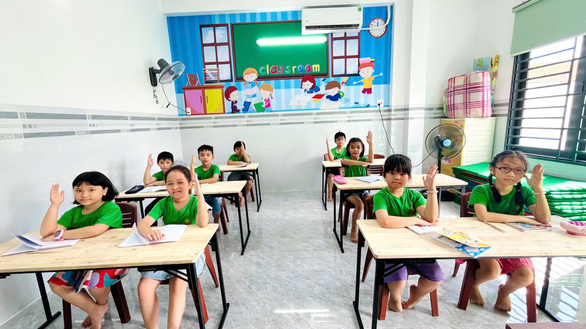 Slide a6fffe6e-e8d6-4e3f-b6ea-5eb984b2f8cd