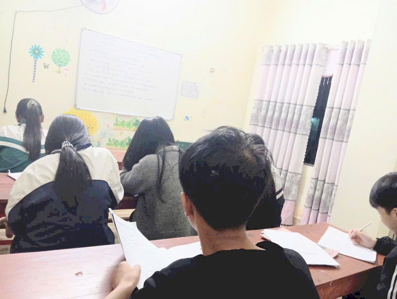 Slide 1e89cf1e-7905-42a8-99be-60d009bc60ab