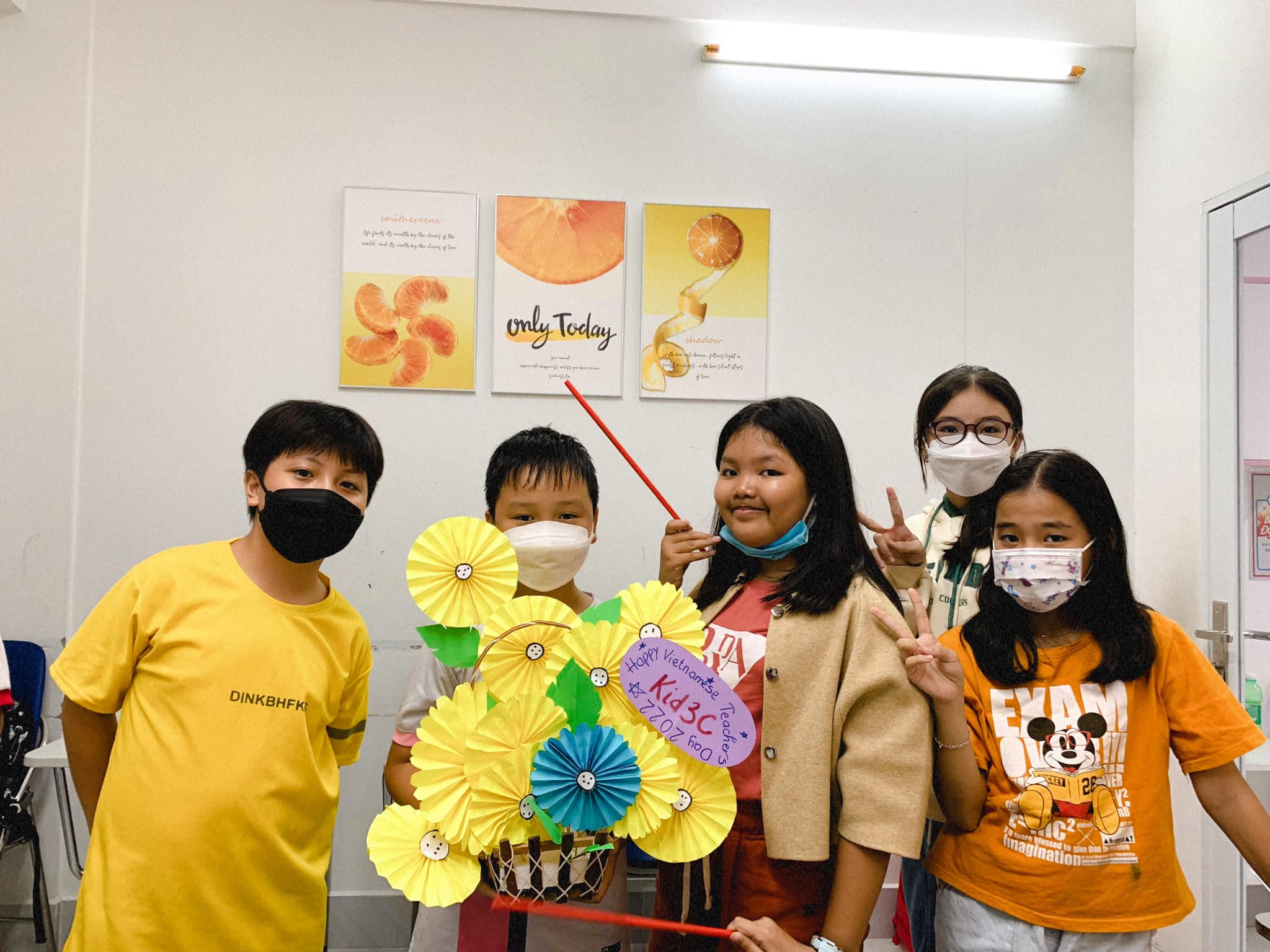 Slide 280509e2-98c7-4775-bdbf-f28ce5d9df39