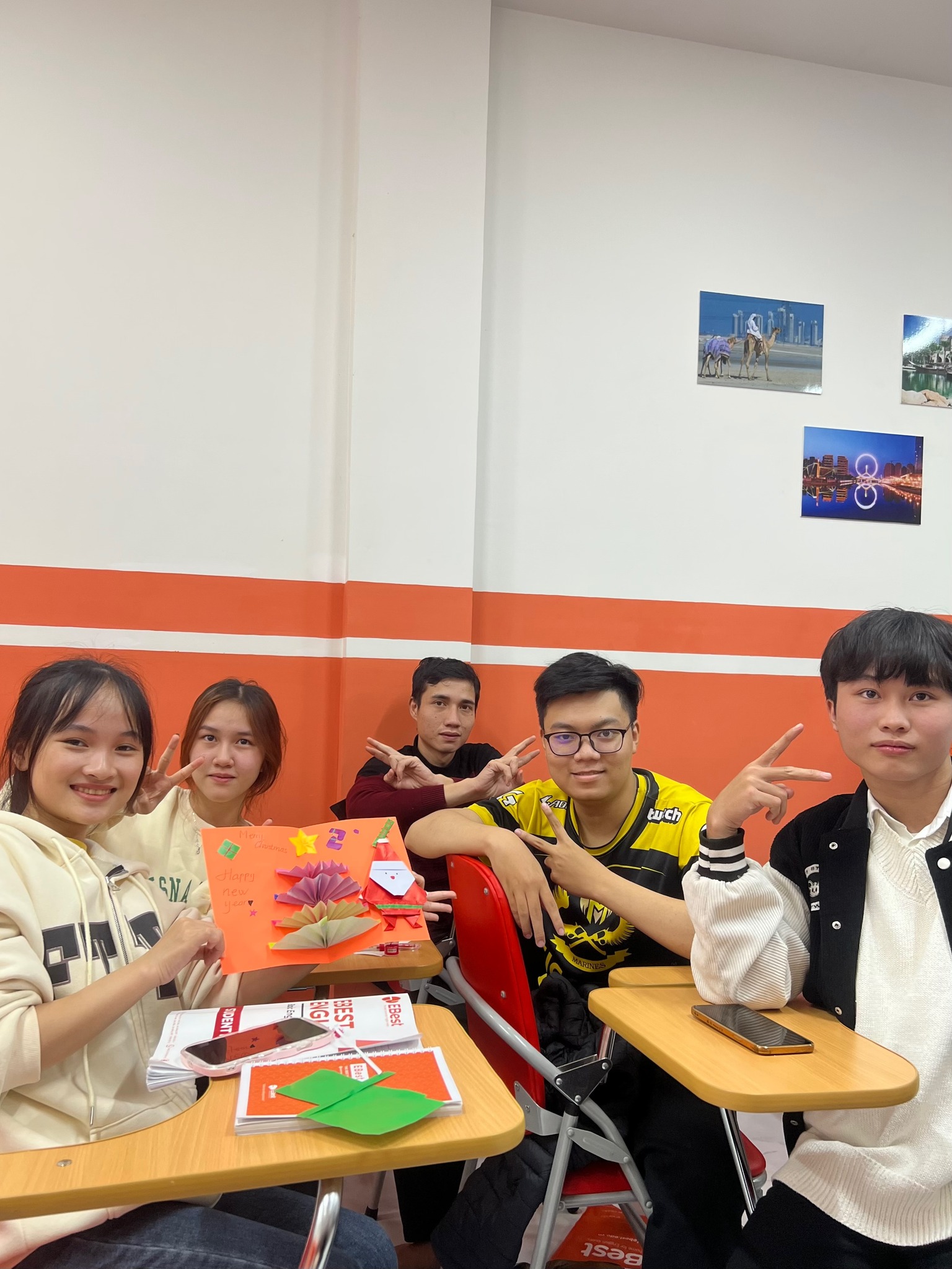 Slide 8d11b858-6cea-45d4-9a88-8fae2cfe5ad4