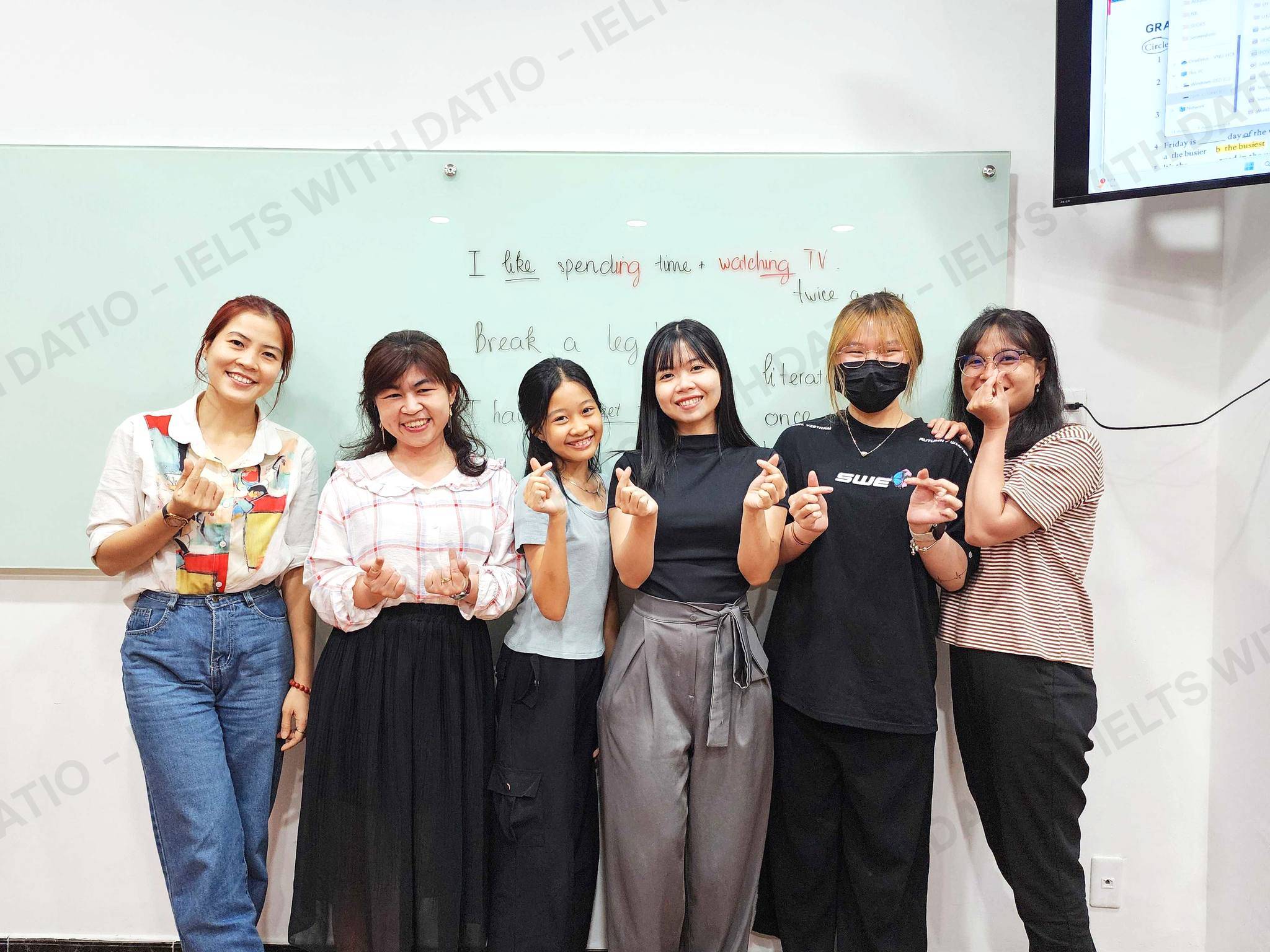 Slide 00a11645-2733-4782-814d-90efa3b3ae16