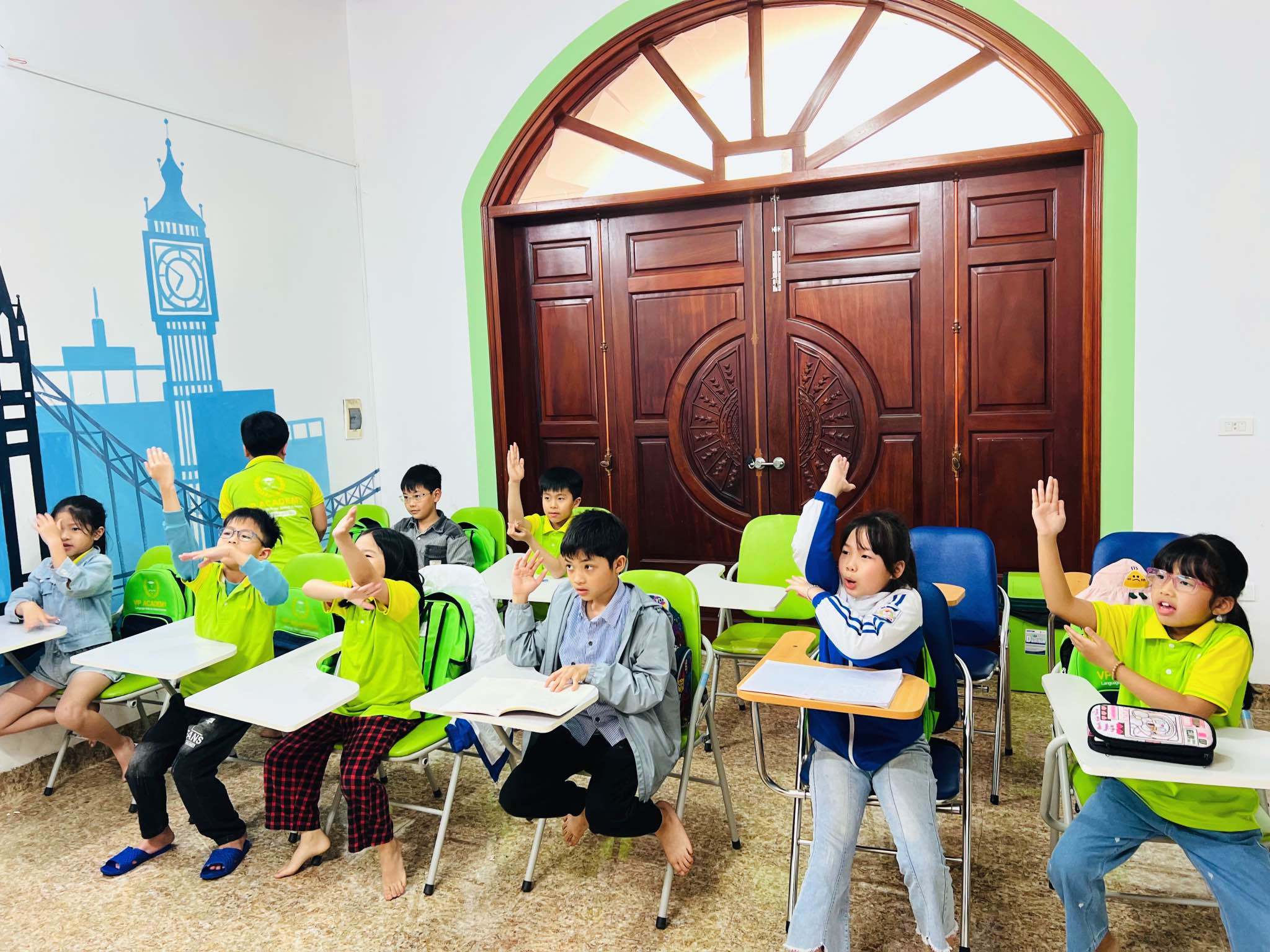 Slide 4aa53860-c562-4510-b7a9-b3fea90e6aec