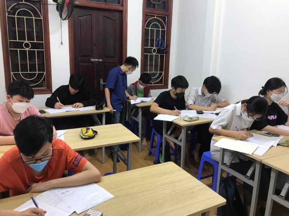 Slide 47edc20e-e211-4f83-bbc3-dee7fb3cddd5