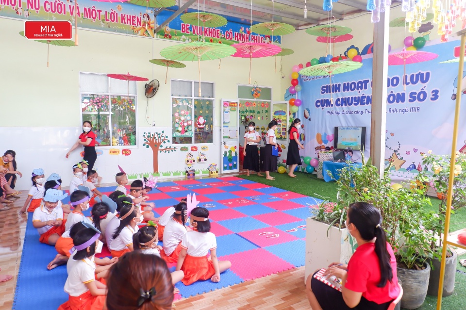 Slide 75e4a885-c0b4-4837-985d-55b757effd93