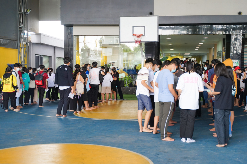 Slide ac9f0e70-f5c8-45f1-858d-021694c46551