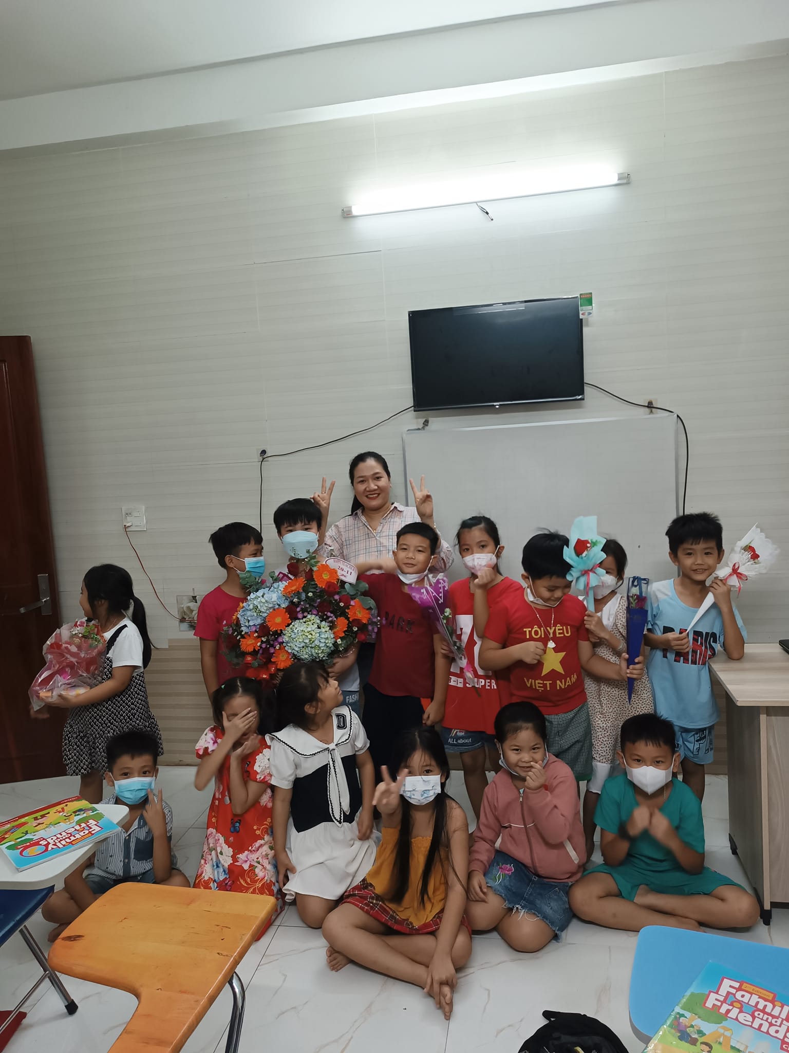 Slide 5d904395-9250-48fb-bc5d-a3098c43fd29