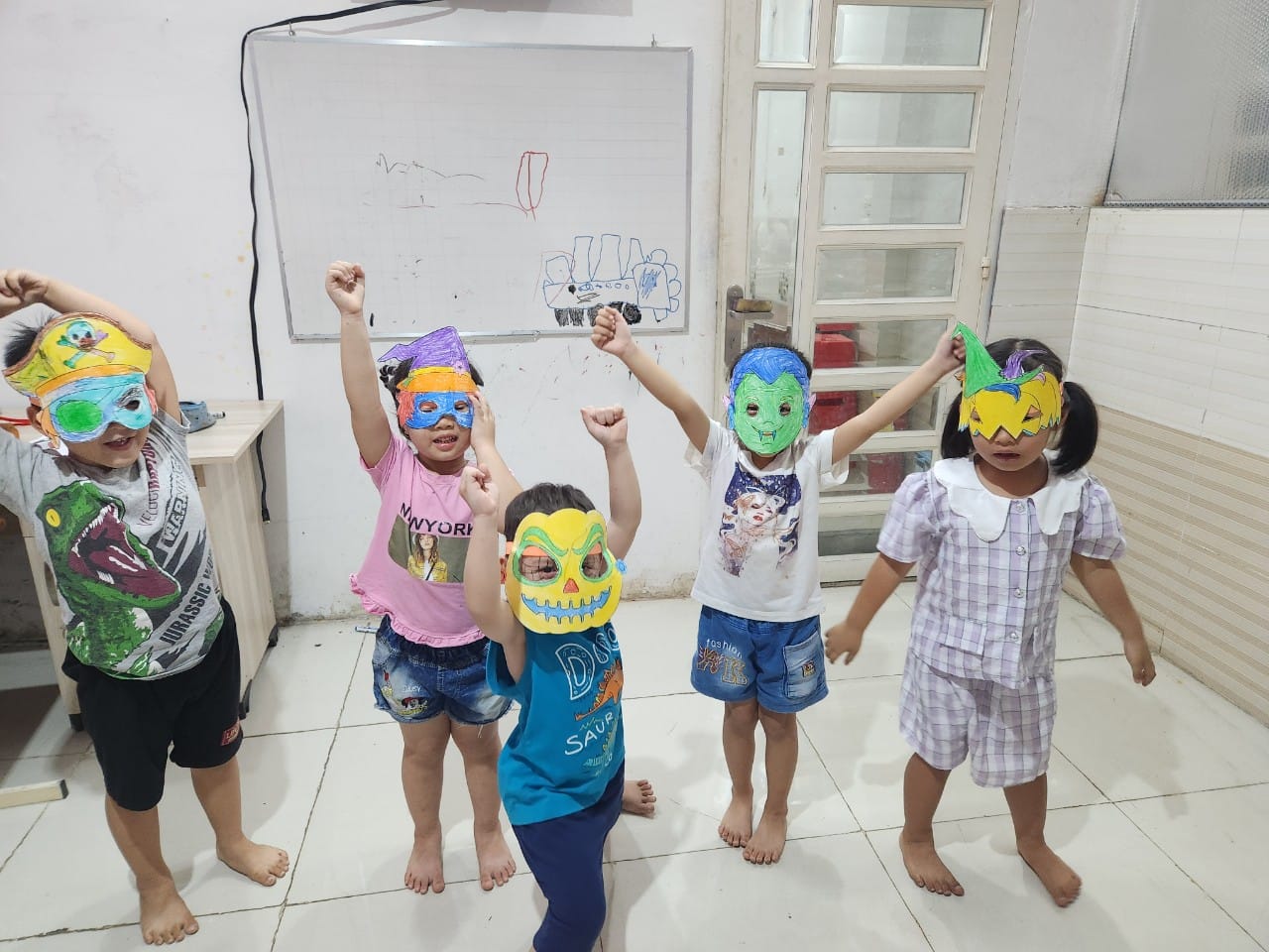 Slide 82c13527-b8ff-40c0-a734-765e267ffd92