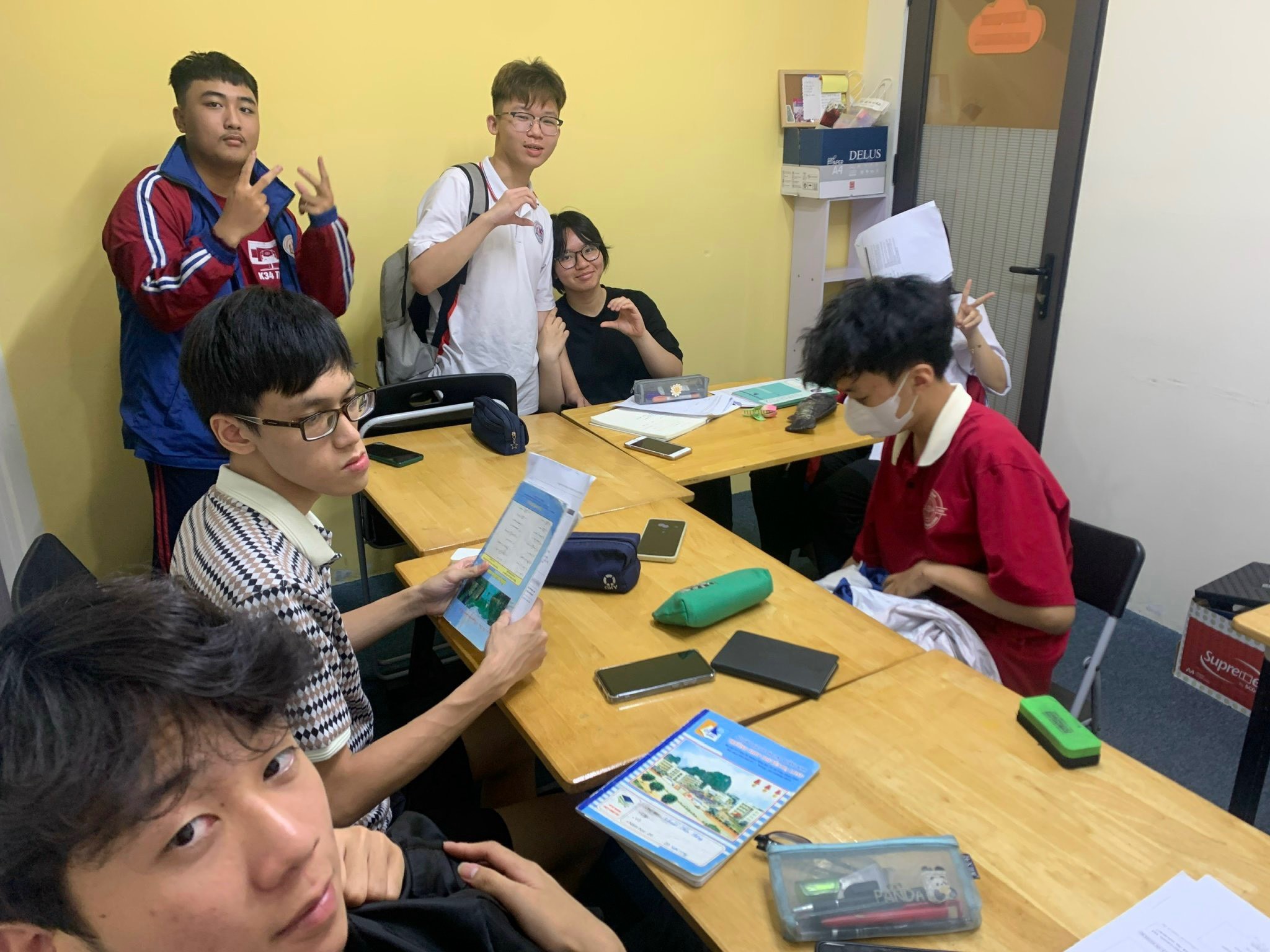 Slide 8a3f5fb0-2e11-4ac0-bc4b-e0f062c18e31