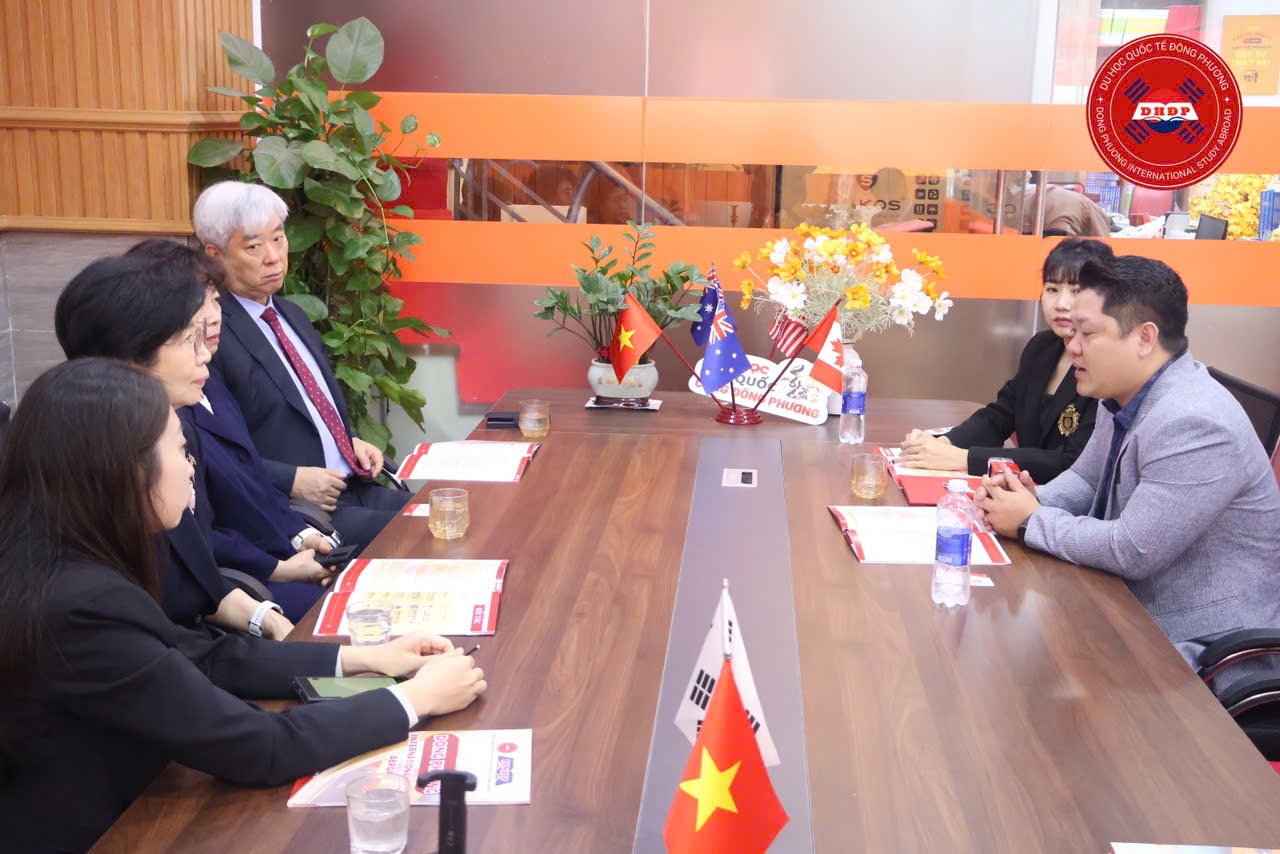 Slide 8ede71af-c222-4e29-8572-5c55ea180f66