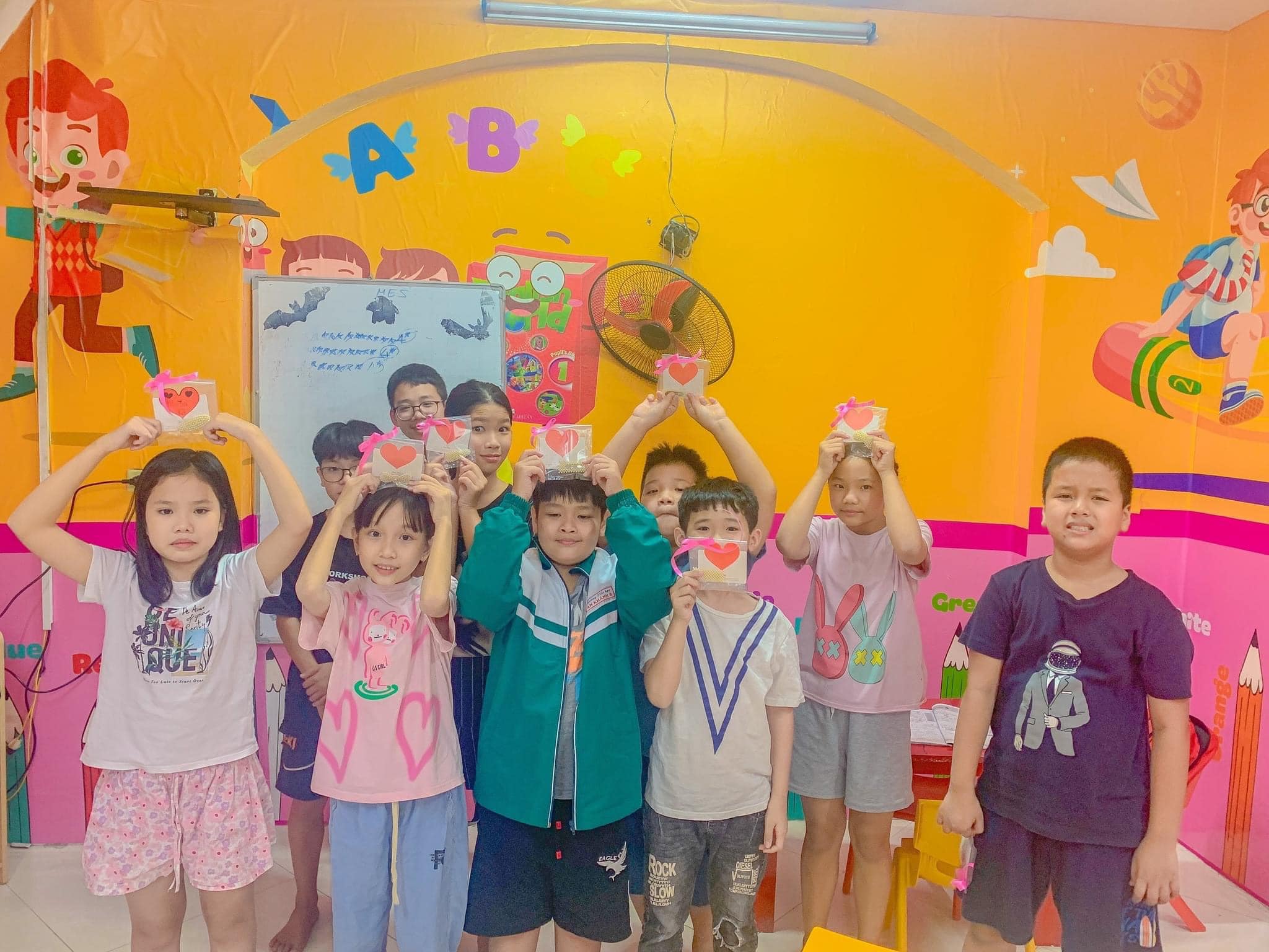 Slide a1579101-2dc4-4413-aba6-18390e6691d9