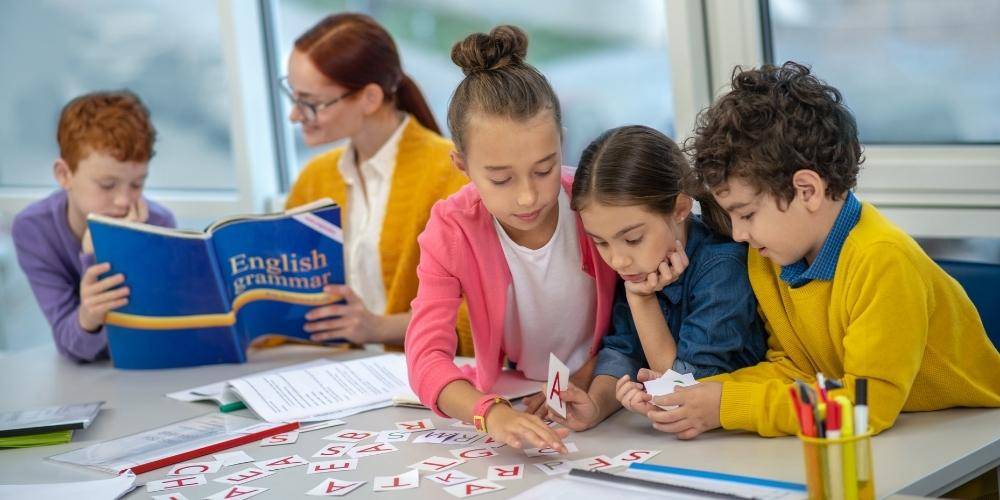 Slide f13db826-7f56-4b4c-aaf3-b35548d70809