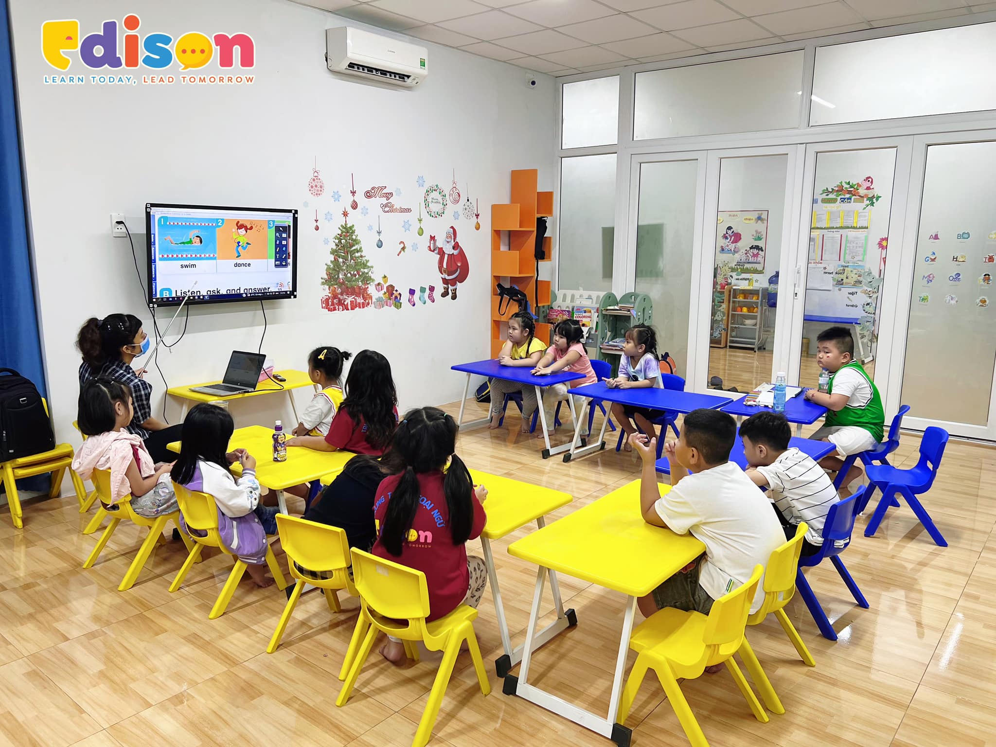 Slide 7e2951b2-db32-4453-b2b4-3c817d37cb92