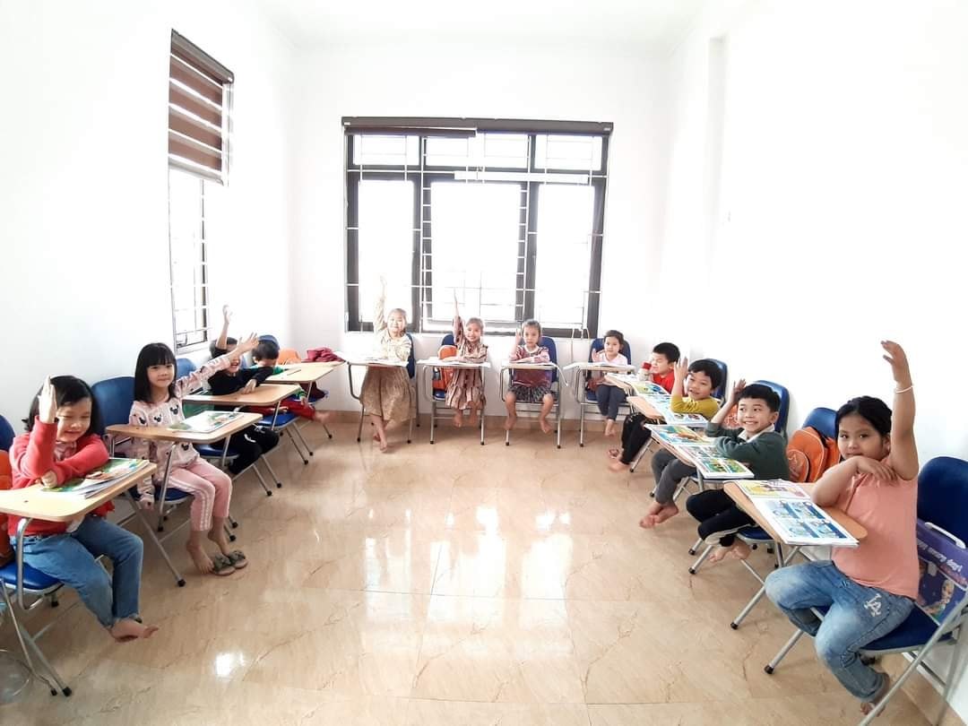 Slide c9ec79f3-b34b-425b-8a13-246df25e429c