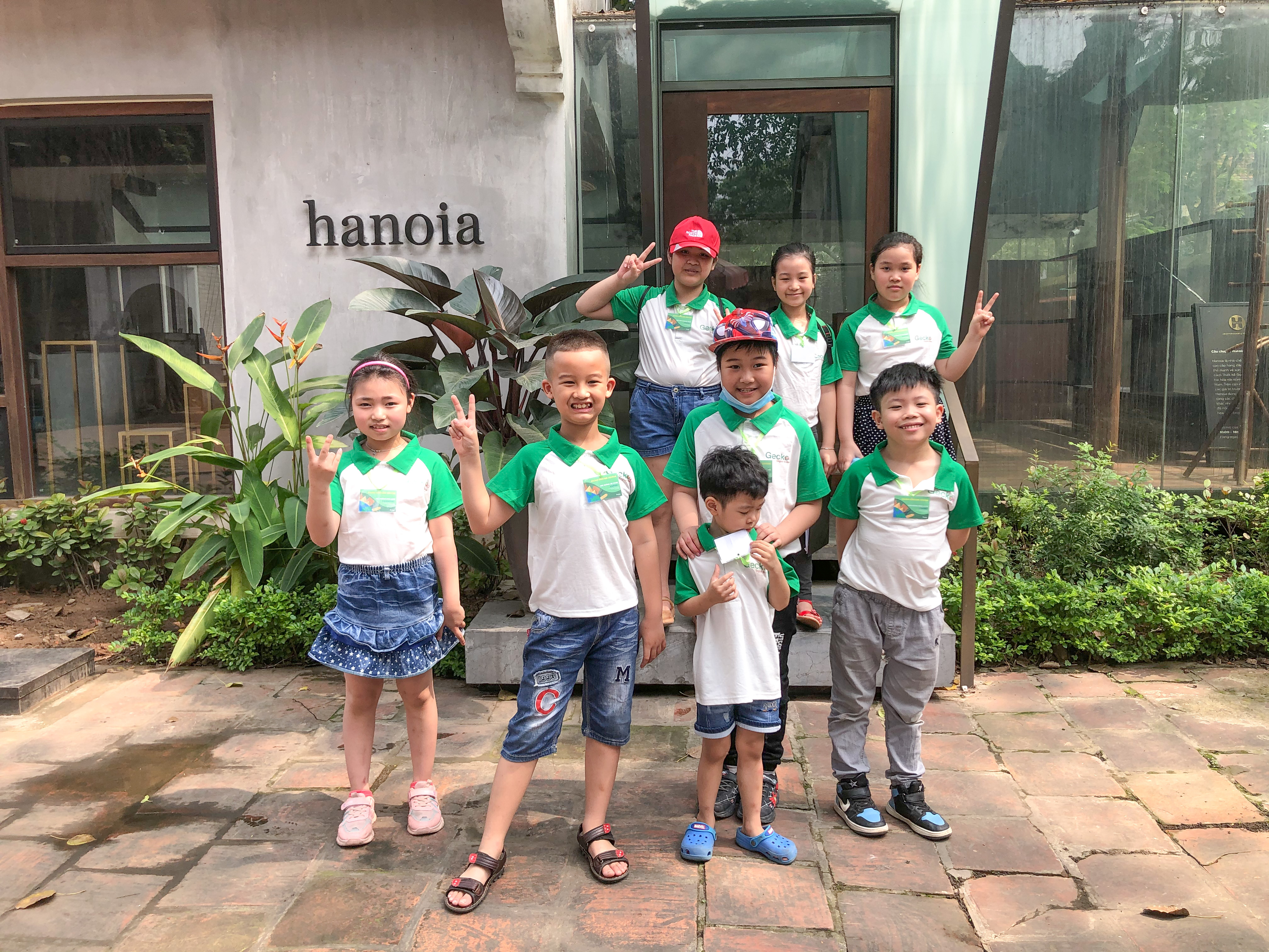 Slide ccb99ea9-bcda-4cf0-8e48-3133f92823b5