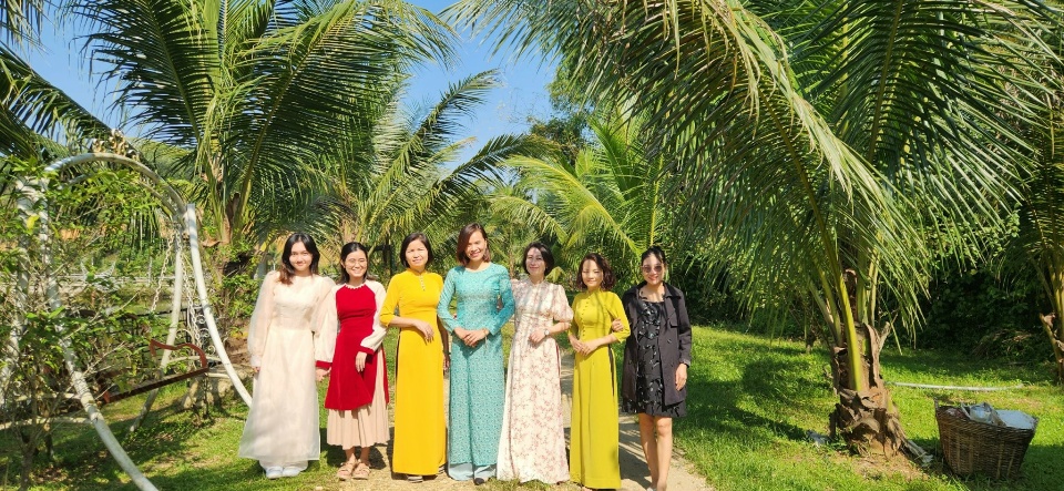 Slide 143b95db-c8bf-470c-8cef-00db2f27889e