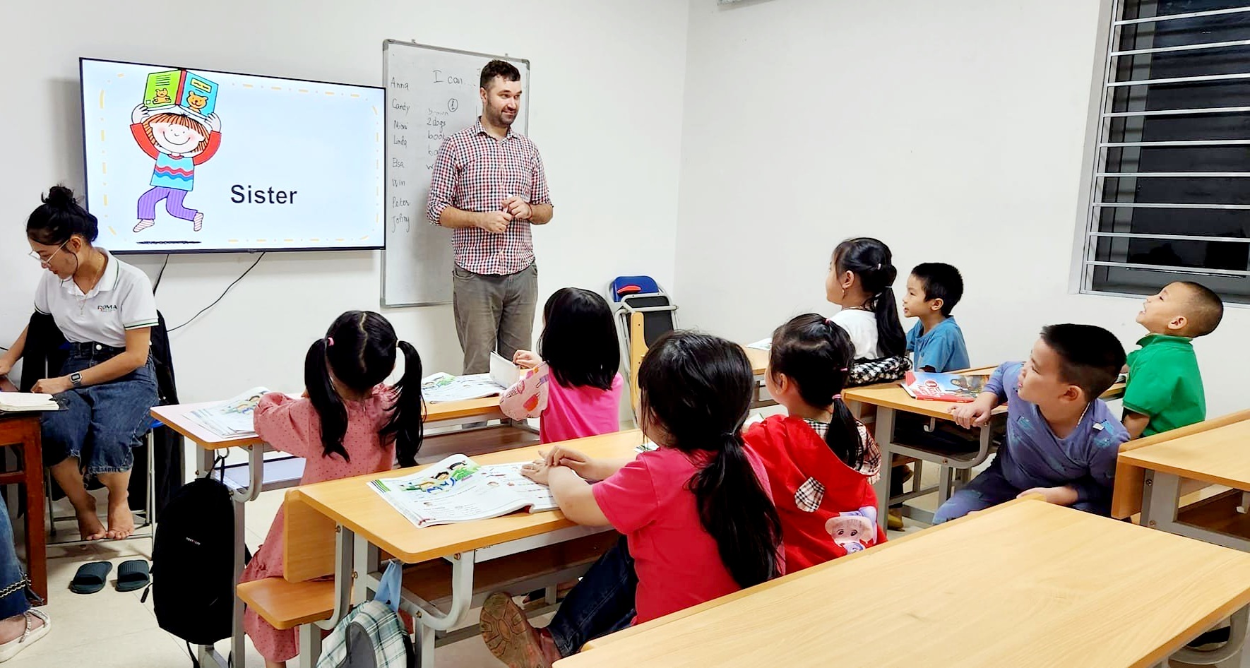 Slide dbbe0db6-2d9b-44ac-a986-72e330b9e15e