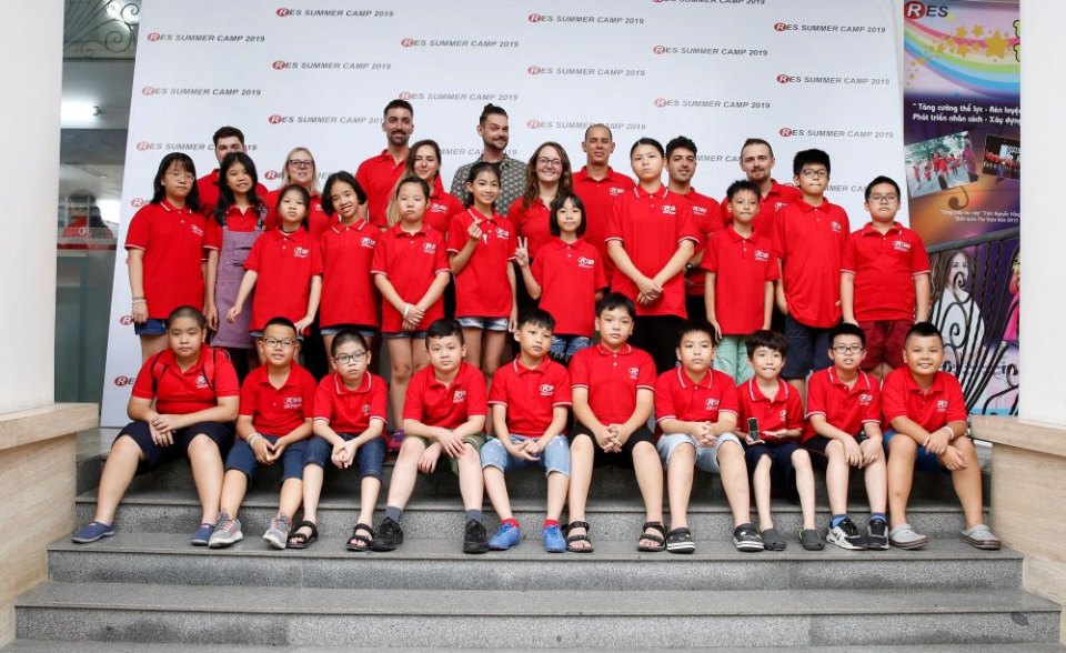 Slide 5a4e2657-ddfc-4e4a-a1d2-d55bc8abdf1e