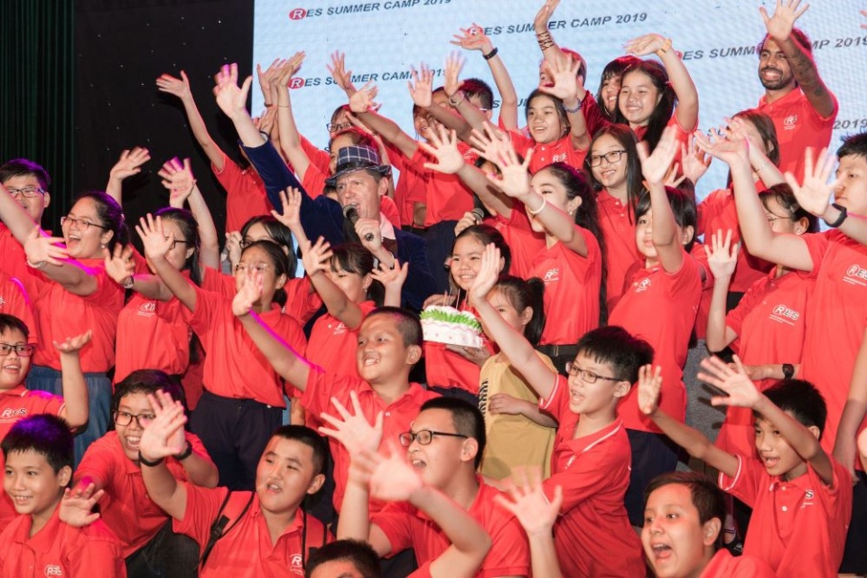 Slide 971806a9-07bc-4c34-9393-812d0cb9ea9c