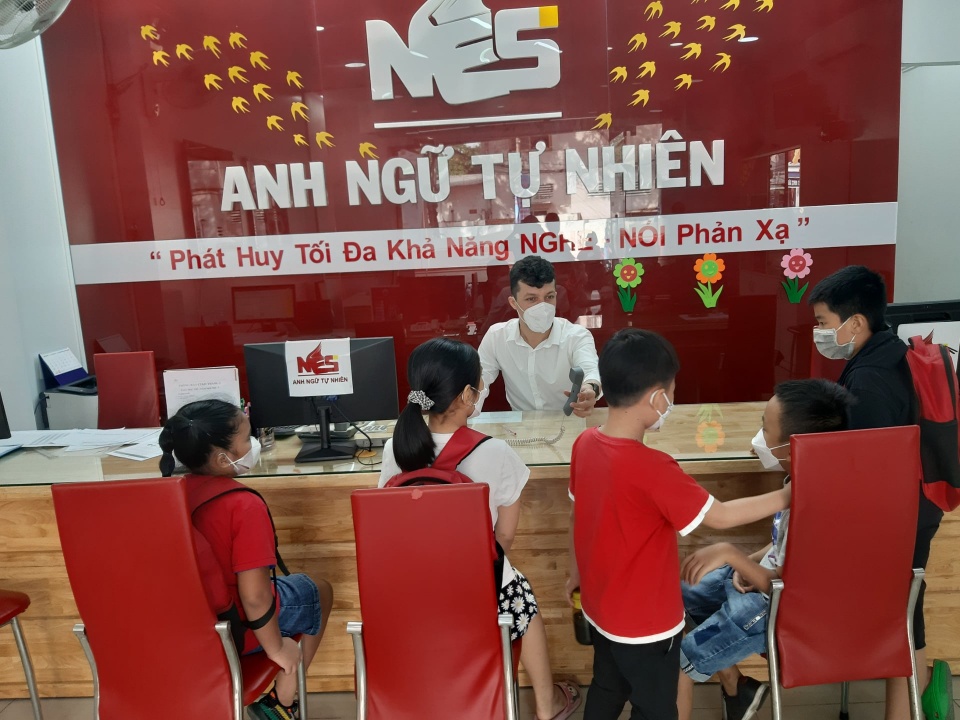 Slide b83ae47f-773e-478b-bdb1-210629f7d21f