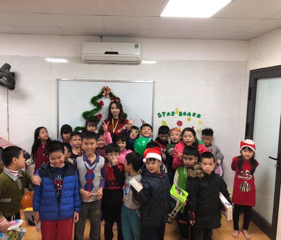 Slide 541977a9-dccf-4368-acc5-a9c61fbcbe11