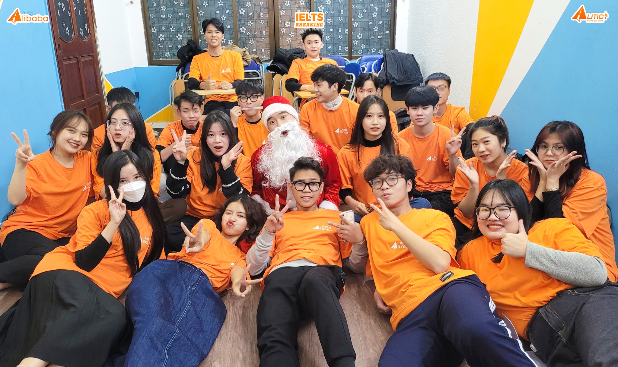 Slide 879b8f20-d753-4e62-a6f6-4f66e2db5468