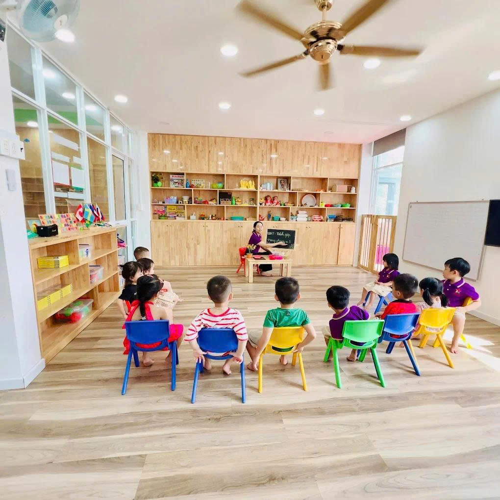 Slide dd1b527b-d913-4ea9-92ed-03a107e3aa82