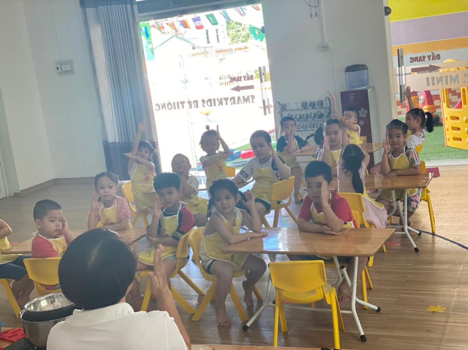 Slide 15b690cf-9bc7-4b3f-8cd7-87d1bb14db8d